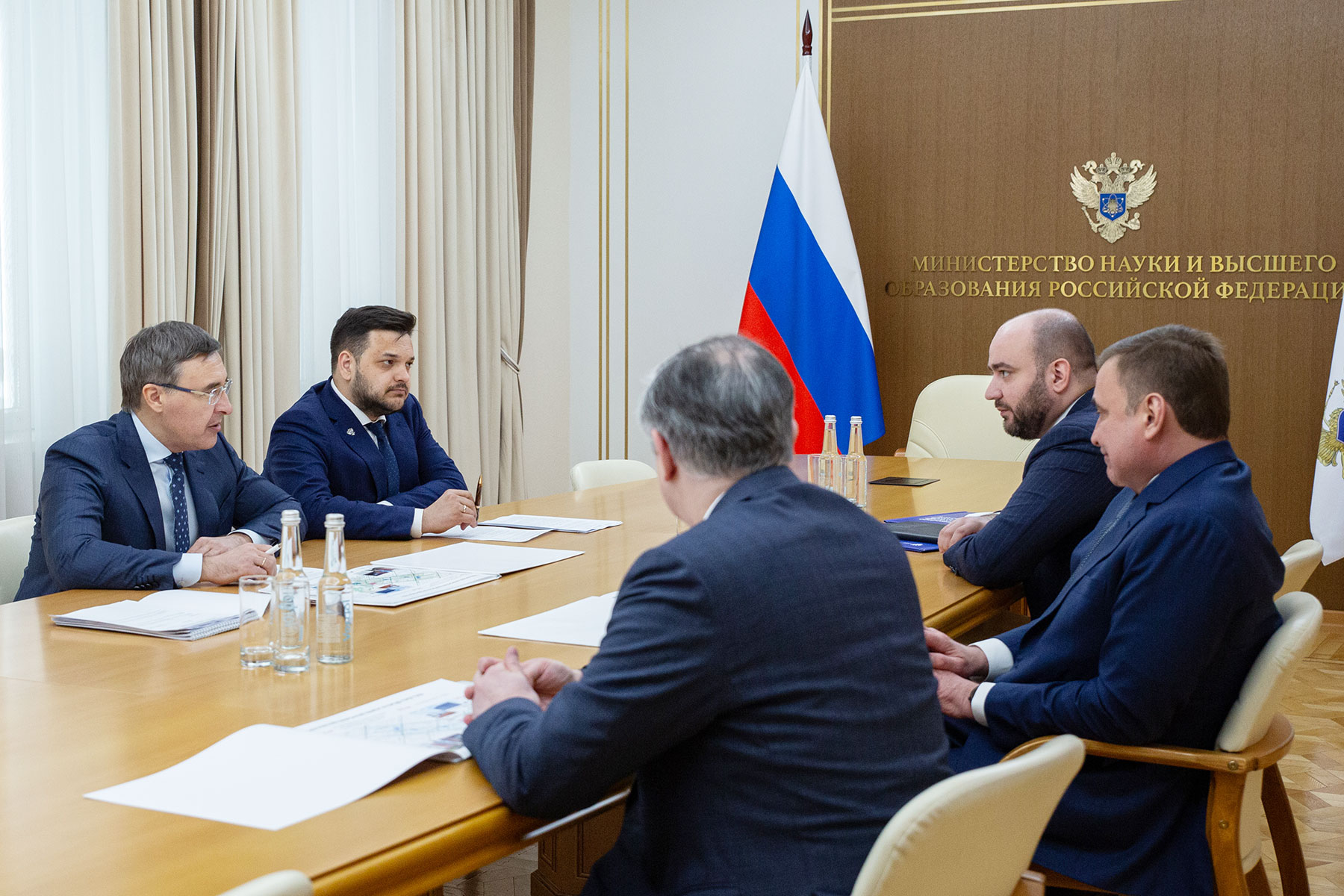 Алексей Дюмин и Валерий Фальков обсудили создание межвузовского оборонного кампуса в Тульской области